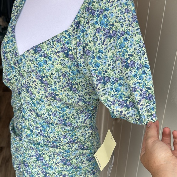 Love to be spoiled floral dress - Picture 4 of 6